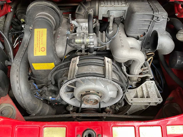 Porsche 911 targa 3.2 carrera 207pk 1985 - afbeelding 31 van  43