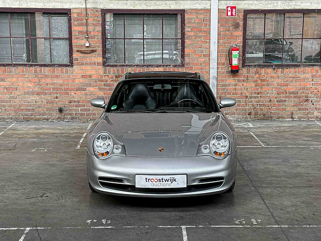 Porsche 911 targa 996 3.6 (manual) 320pk 2003 youngtimer - afbeelding 40 van  43