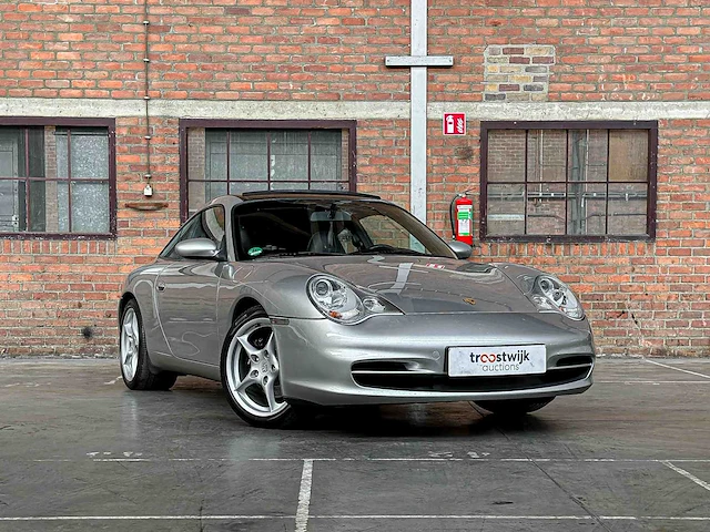 Porsche 911 targa 996 3.6 (manual) 320pk 2003 youngtimer - afbeelding 41 van  43
