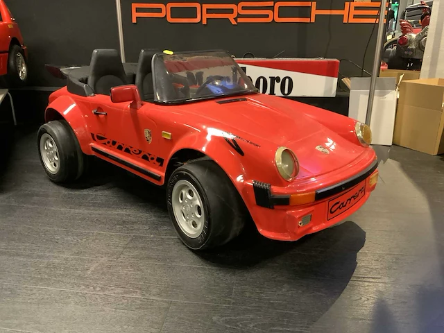 Porsche 911 turbo cabrio elektrische kids car - afbeelding 1 van  11