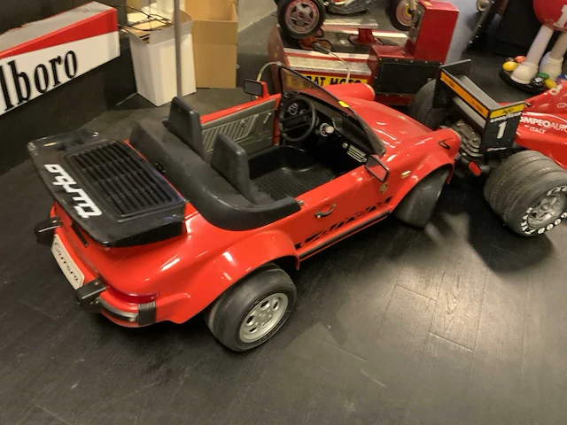 Porsche 911 turbo cabrio elektrische kids car - afbeelding 6 van  11