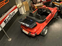 Porsche 911 turbo cabrio elektrische kids car - afbeelding 7 van  11