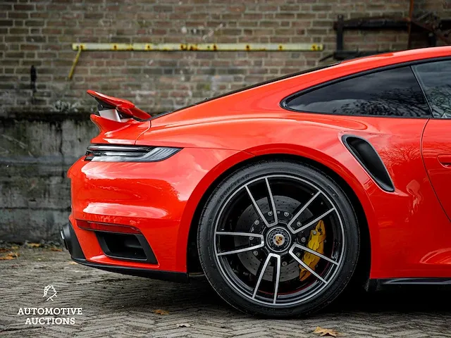 Porsche 911 turbo s 992 3.8 sport-chrono 650pk 2020 -carbon-, s-384-vh - afbeelding 17 van  90