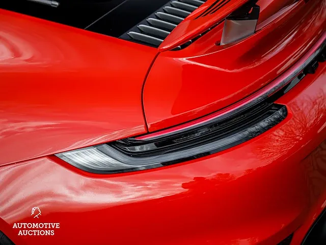 Porsche 911 turbo s 992 3.8 sport-chrono 650pk 2020 -carbon-, s-384-vh - afbeelding 32 van  90