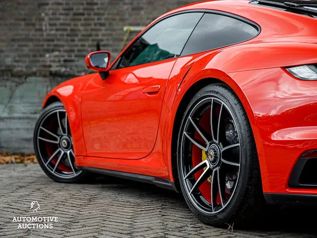 Porsche 911 turbo s 992 3.8 sport-chrono 650pk 2020 -carbon-, s-384-vh - afbeelding 37 van  90