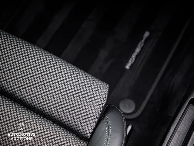 Porsche 911 turbo s 992 3.8 sport-chrono 650pk 2020 -carbon-, s-384-vh - afbeelding 71 van  90