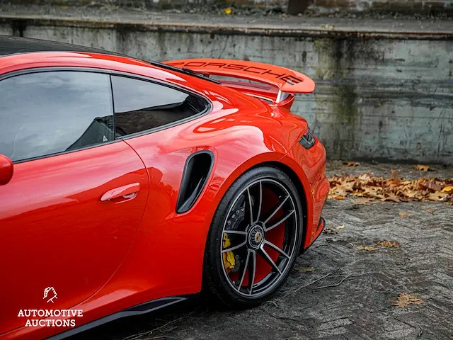 Porsche 911 turbo s 992 3.8 sport-chrono 650pk 2020 -carbon-, s-384-vh - afbeelding 66 van  90