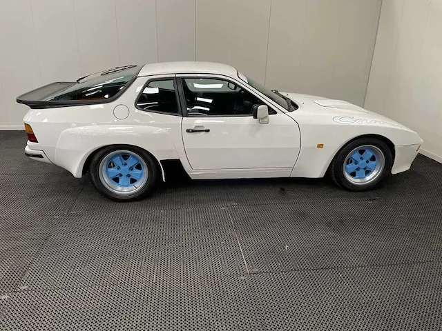 Porsche 924 oldtimer - 1979 - afbeelding 31 van  41