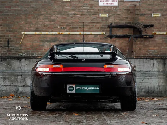Porsche 928 gts coupé 5.4 -handgeschakeld- 340pk 1994, 66-xk-nh - afbeelding 18 van  69