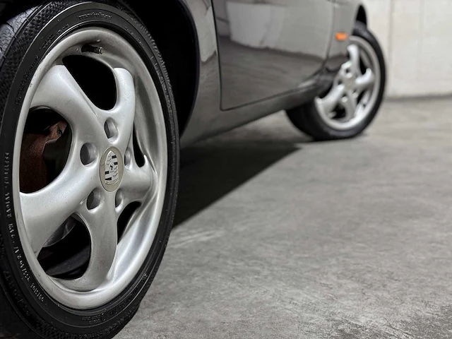 Porsche 928 s 4.7 v8 coupé 300pk 1980, df-hv-05 oldtimer - afbeelding 16 van  51