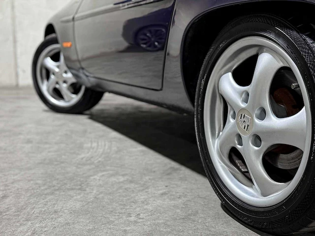 Porsche 928 s 4.7 v8 coupé 300pk 1980, df-hv-05 oldtimer - afbeelding 26 van  51