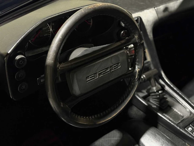 Porsche 928 s 4.7 v8 coupé 300pk 1980, df-hv-05 oldtimer - afbeelding 29 van  51