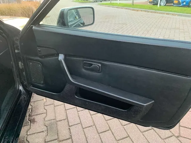 Porsche 944 2.5 turbo, 0232 - afbeelding 19 van  29