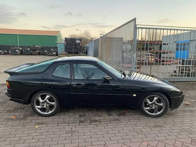 Porsche 944 2.5 turbo, 0232 - afbeelding 29 van  29