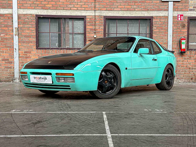 Porsche 944 turbo 2.5 250pk 1989 - afbeelding 1 van  31