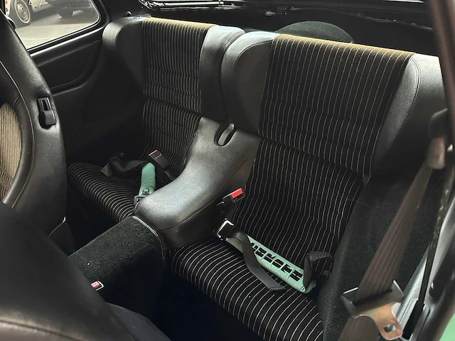 Porsche 944 turbo 2.5 250pk 1989 - afbeelding 19 van  31