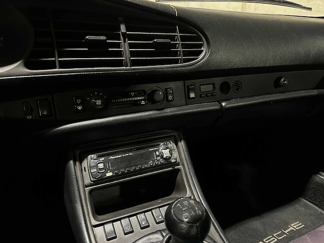 Porsche 944 turbo coupé 951 2.5 250pk 1988, nr-jz-53 - afbeelding 18 van  35