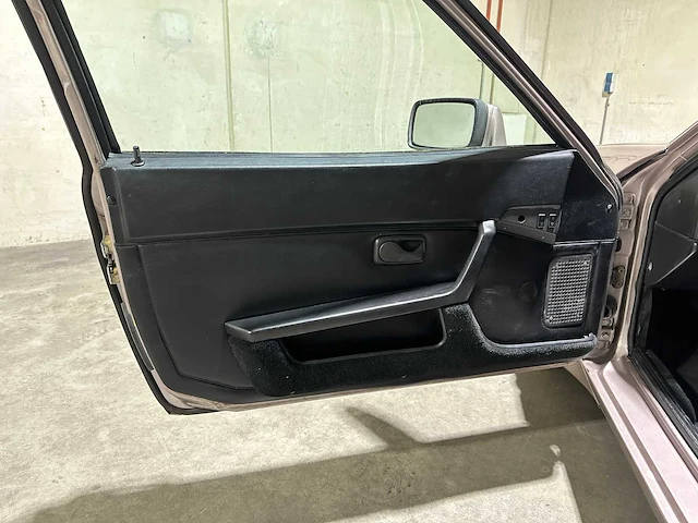 Porsche 944 turbo coupé 951 2.5 250pk 1988, nr-jz-53 - afbeelding 20 van  35