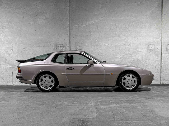 Porsche 944 turbo coupé 951 2.5 250pk 1988, nr-jz-53 - afbeelding 34 van  35