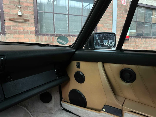Porsche 964 carrera 4 3.6 911 coupe 250pk 1989 oldtimer - afbeelding 29 van  48