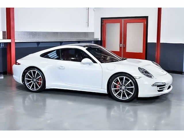 Porsche 991 (911) carrera 4 coupe 3,4l - 2013 - afbeelding 3 van  95