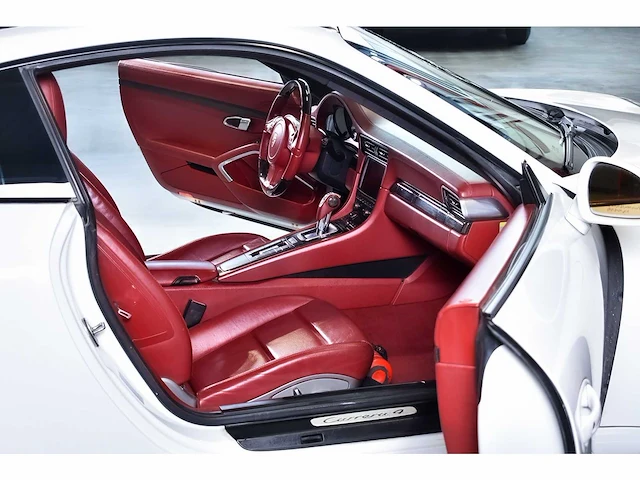 Porsche 991 (911) carrera 4 coupe 3,4l - 2013 - afbeelding 79 van  95