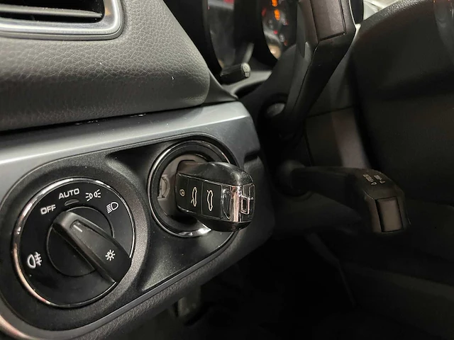 Porsche boxster 981 2.7 265pk 2012 pdk (15.000 miles) - afbeelding 36 van  37