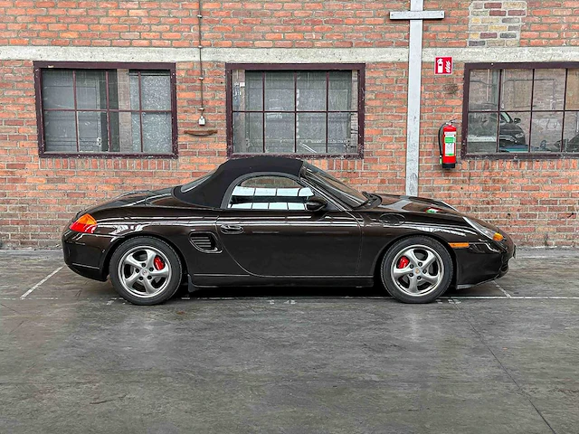 Porsche boxster 986 2.5 tiptronic (automaat) 204pk 1998, td-db-28 - afbeelding 2 van  35