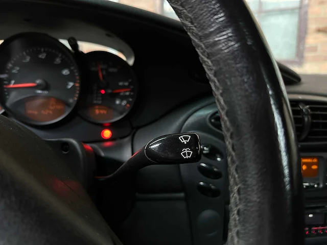 Porsche boxster 986 2.5 tiptronic (automaat) 204pk 1998, td-db-28 - afbeelding 17 van  35