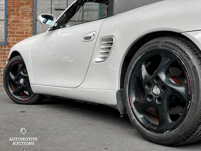 Porsche boxster 986 2.7 -facelift- 228pk 2004 -youngtimer- - afbeelding 16 van  38