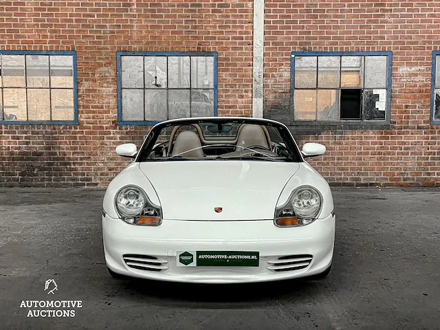 Porsche boxster 986 2.7 -facelift- 228pk 2004 -youngtimer- - afbeelding 33 van  38
