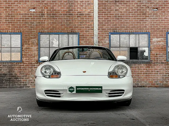 Porsche boxster 986 2.7 -facelift- 228pk 2004 -youngtimer- - afbeelding 34 van  38