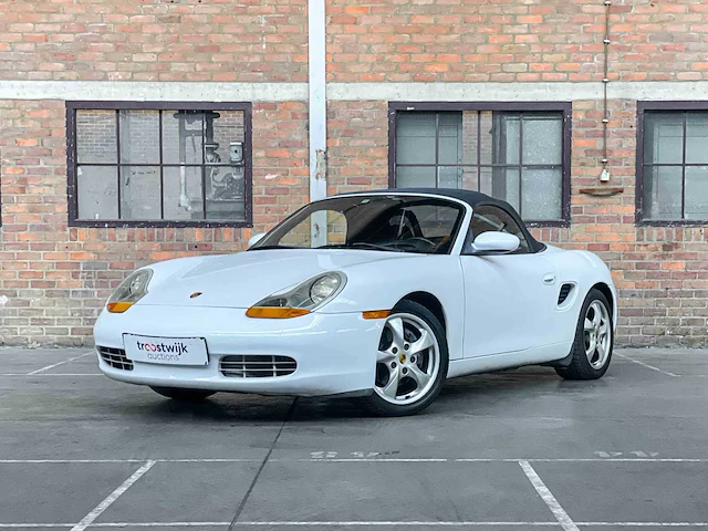 Porsche boxster 986 2.7 220pk 1999 -youngtimer- - afbeelding 1 van  35