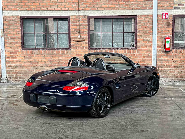 Porsche boxster 986 2.7 220pk 2000 youngtimer - afbeelding 2 van  32