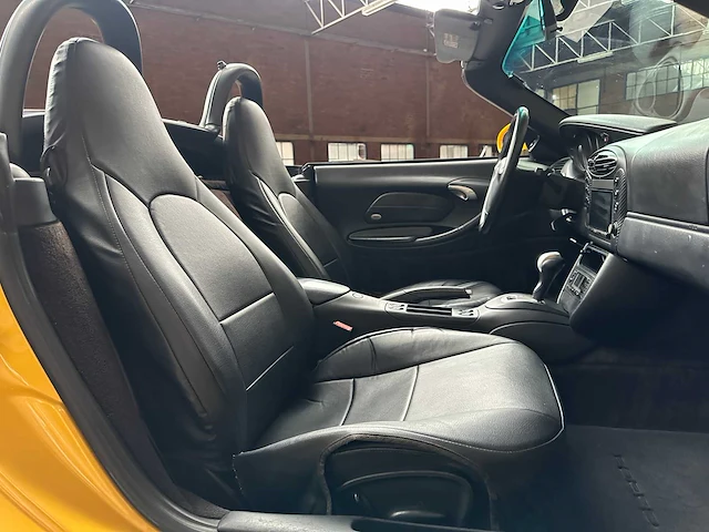 Porsche boxster 986 2.7 220pk 2001 (cabriolet) - afbeelding 27 van  34