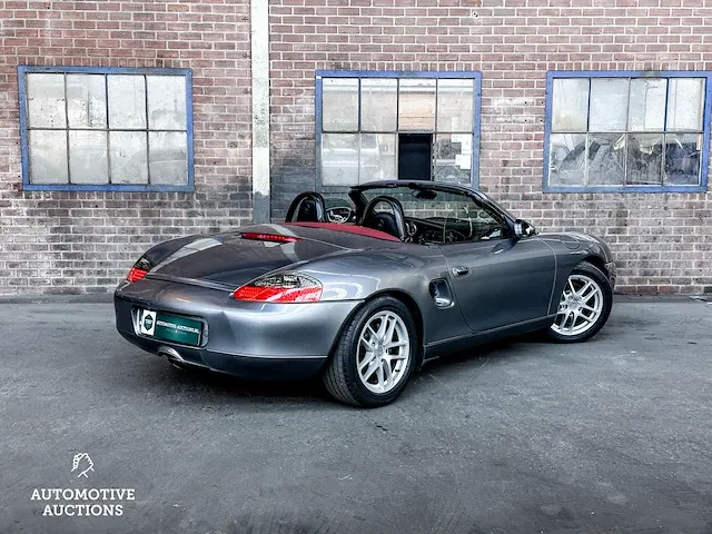 Porsche boxster 986 2.7 220pk 2002 -youngtimer- - afbeelding 4 van  38