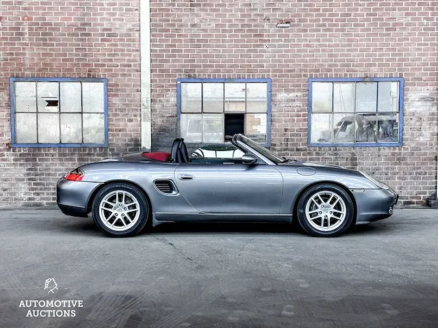 Porsche boxster 986 2.7 220pk 2002 -youngtimer- - afbeelding 37 van  38