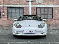 Porsche boxster 986 facelift 2.7 228pk 2003 youngtimer - afbeelding 34 van  38