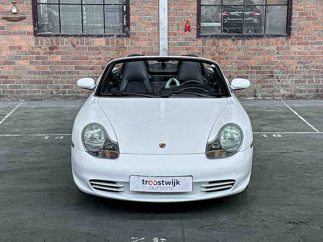 Porsche boxster 986 facelift 2.7 228pk 2003 youngtimer - afbeelding 35 van  38