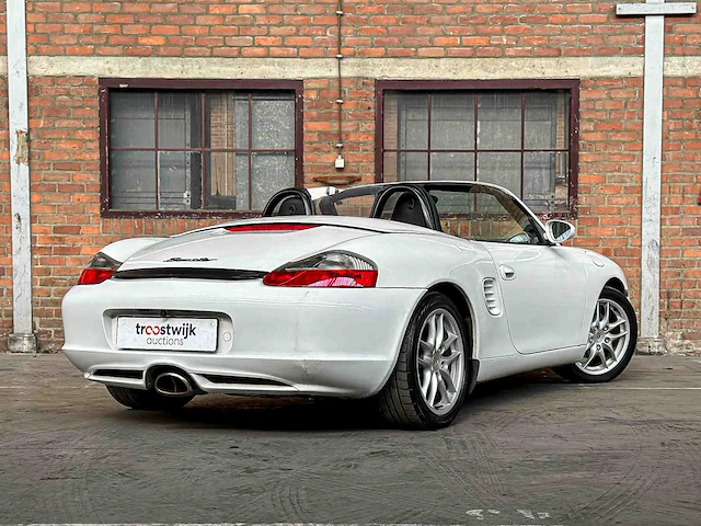 Porsche boxster 986 facelift 2.7 228pk 2003 youngtimer - afbeelding 2 van  36