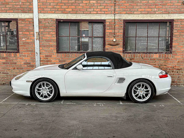 Porsche boxster 986 facelift 2.7 228pk 2003 youngtimer - afbeelding 9 van  36