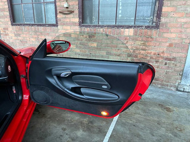 Porsche boxster 986 facelift 2.7 228pk 2004 youngtimer - afbeelding 18 van  28