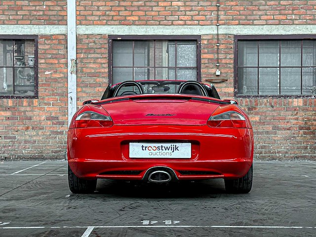 Porsche boxster 986 facelift 2.7 228pk 2004 youngtimer - afbeelding 28 van  28