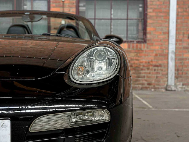 Porsche boxster 987 2.7 245pk 2005 youngtimer - afbeelding 33 van  36