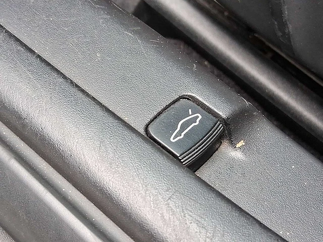 Porsche boxster s 3.2 tiptronic 2002 | 97-xk-zl - afbeelding 31 van  42