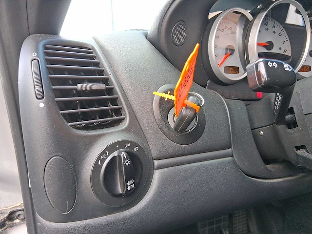 Porsche boxster s 3.2 tiptronic youngtimer 2002 | 97-xk-zl - afbeelding 21 van  42