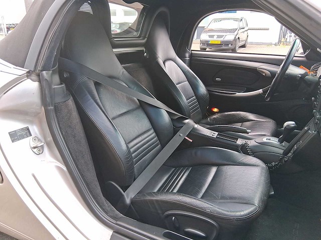 Porsche boxster s 3.2 tiptronic youngtimer 2002 | 97-xk-zl - afbeelding 39 van  42