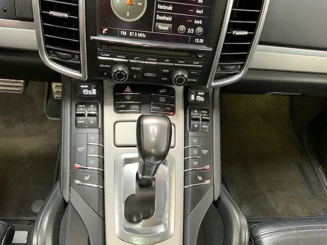 Porsche cayenne 2013 v8 diesel - afbeelding 26 van  62