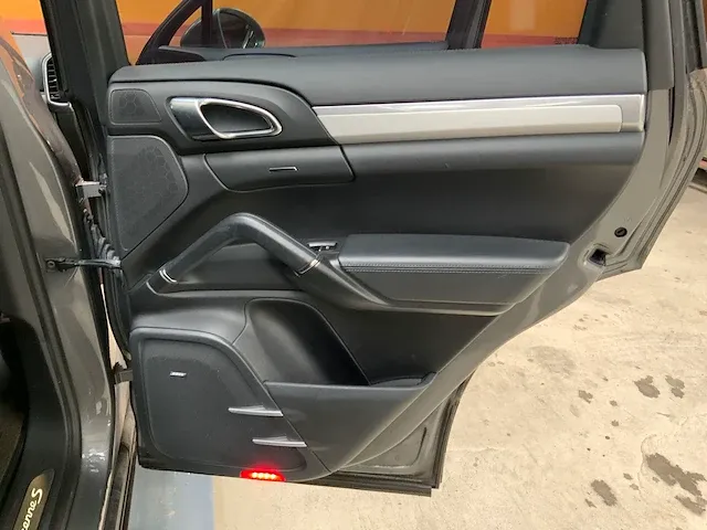 Porsche cayenne 2013 v8 diesel - afbeelding 37 van  62
