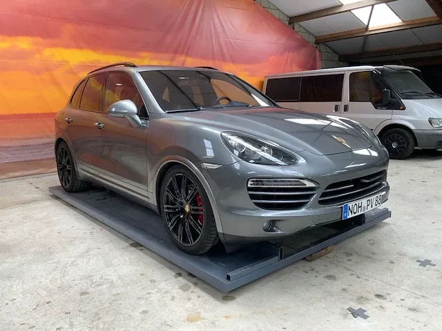 Porsche cayenne 2013 v8 diesel - afbeelding 61 van  62